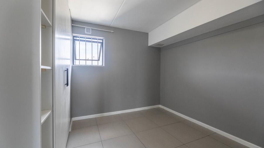 2 Bedroom Property for Sale in Parklands Western Cape